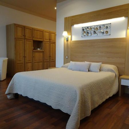 Hotel La Guimbarde Morteau Zewnętrze zdjęcie