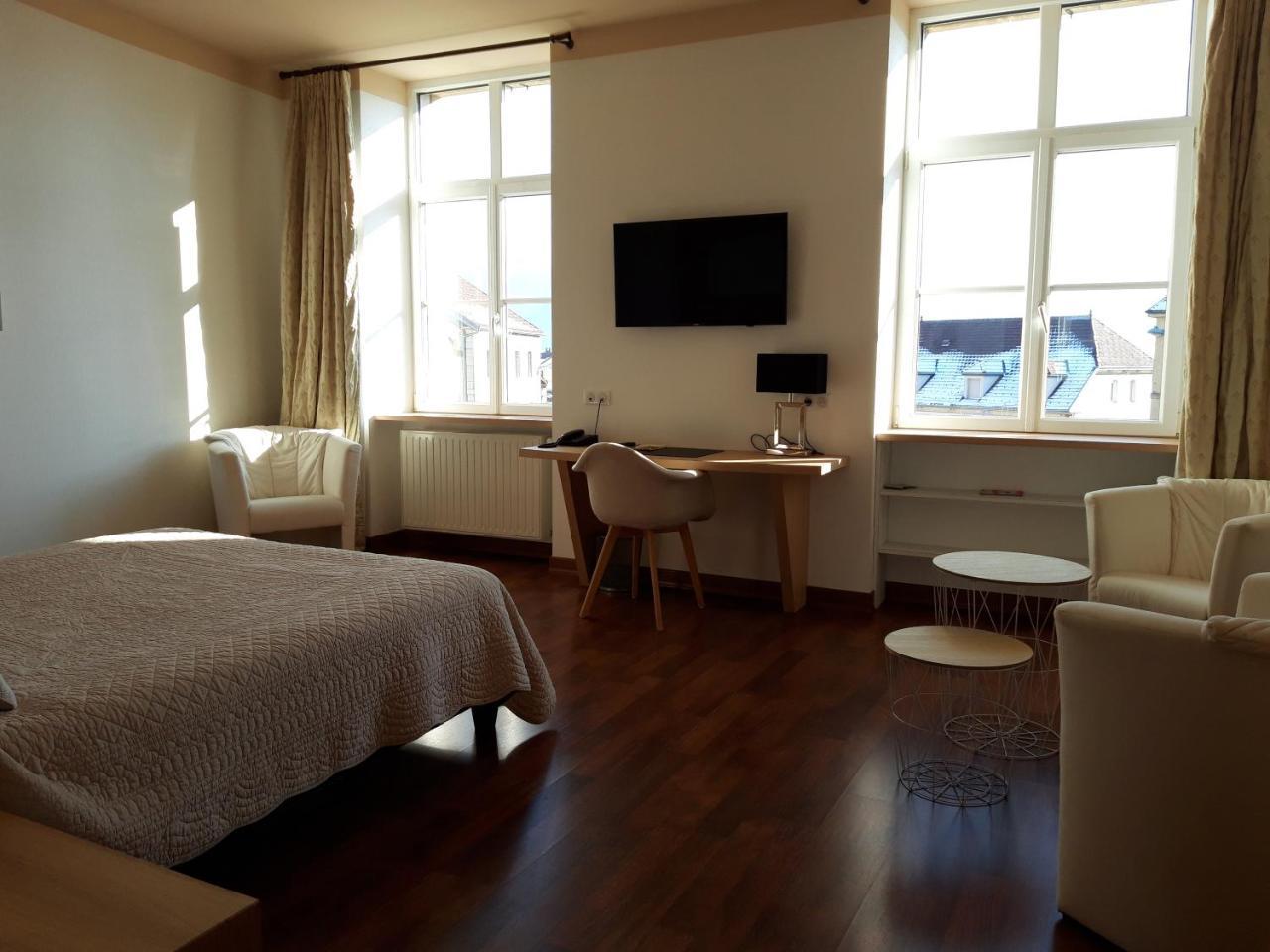 Hotel La Guimbarde Morteau Zewnętrze zdjęcie